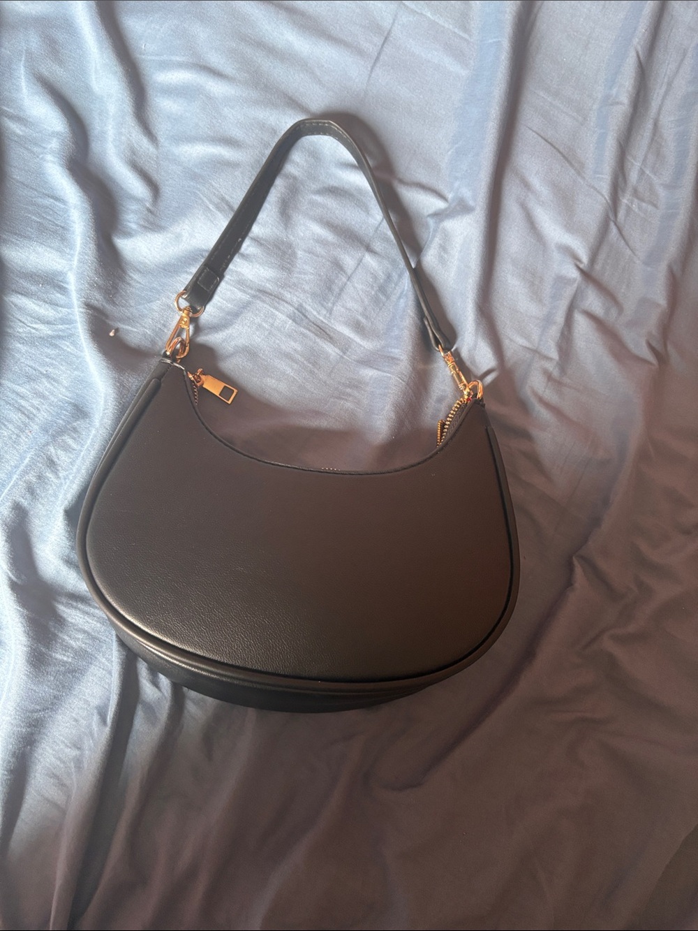 Classic Black Crescent Shoulder Bag - Unbranded